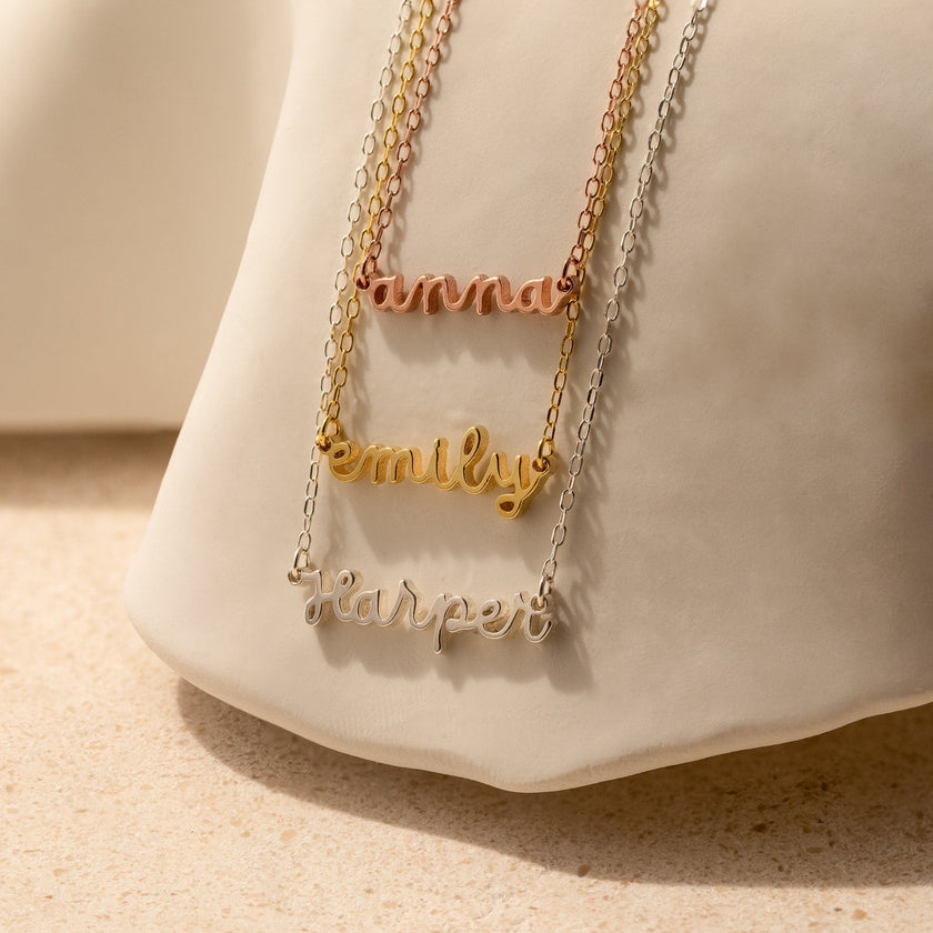 Iselin | Tiny Dream Name Necklace in Gold or Silver
