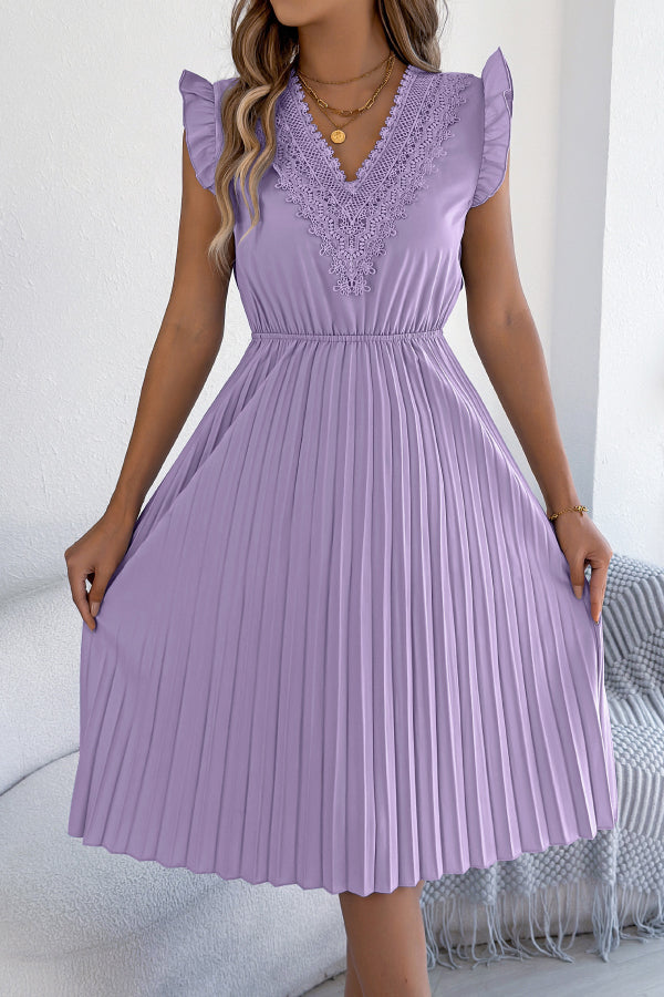 FJØRNA solid color V-neck sleeveless midi dress with lace trim and pleated design, casual and stylish for warm weather.