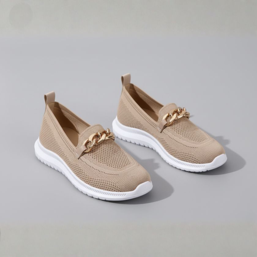 Finn | Lumy Chain Accent Trainers