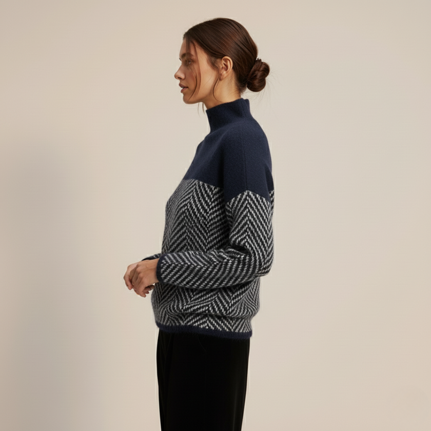 Eireann | Cashmere Turtleneck Sweater, Luxuriously Soft Design