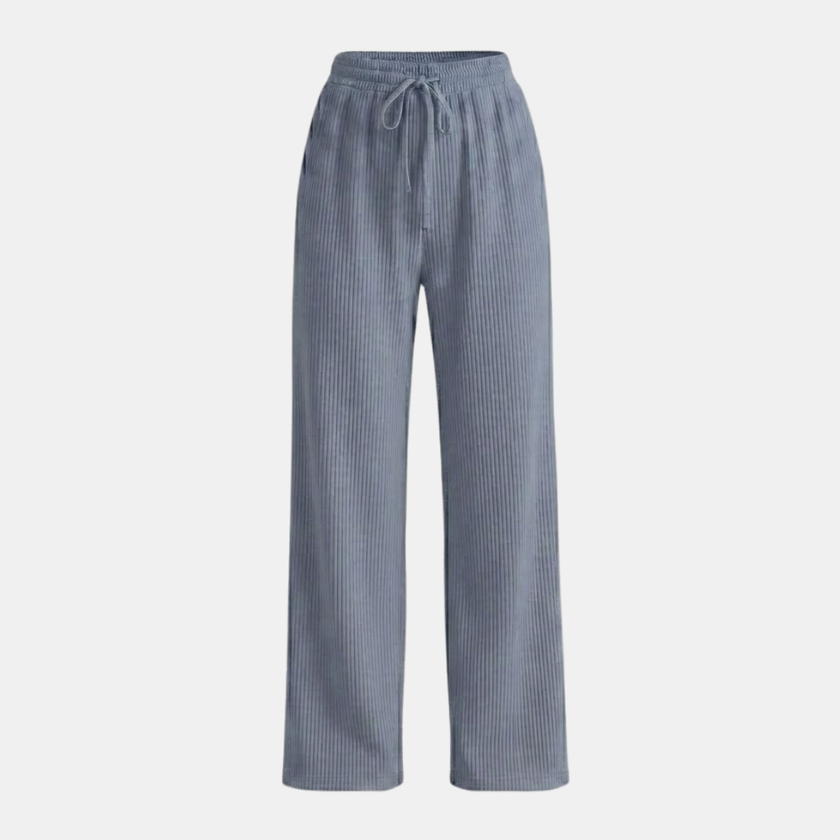 FJØRNA women's wide leg trousers with elastic waist and pleated design, stylish and comfortable pants for women.