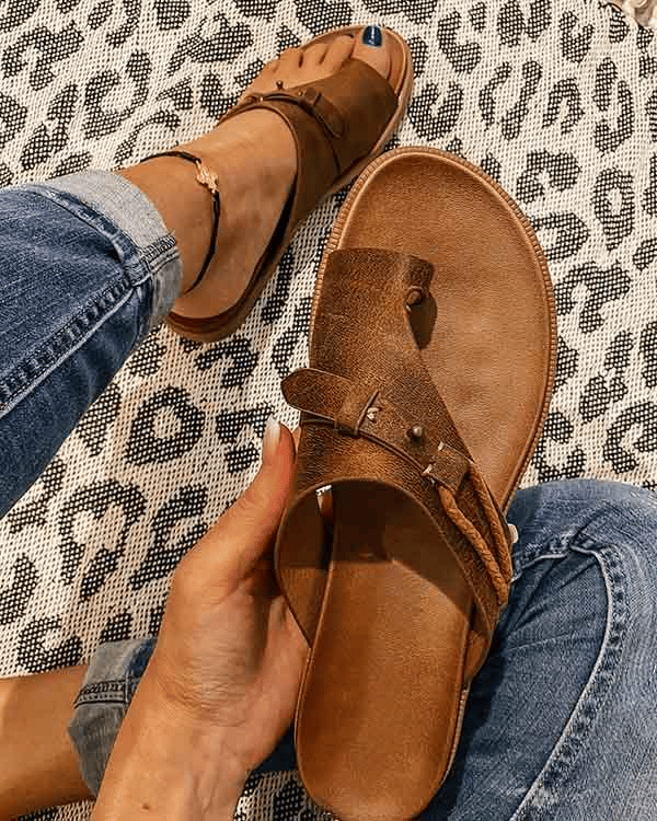 FJØRNA Delia orthopedic comfort sandals with cushioned straps and supportive sole, designed for everyday casual wear.