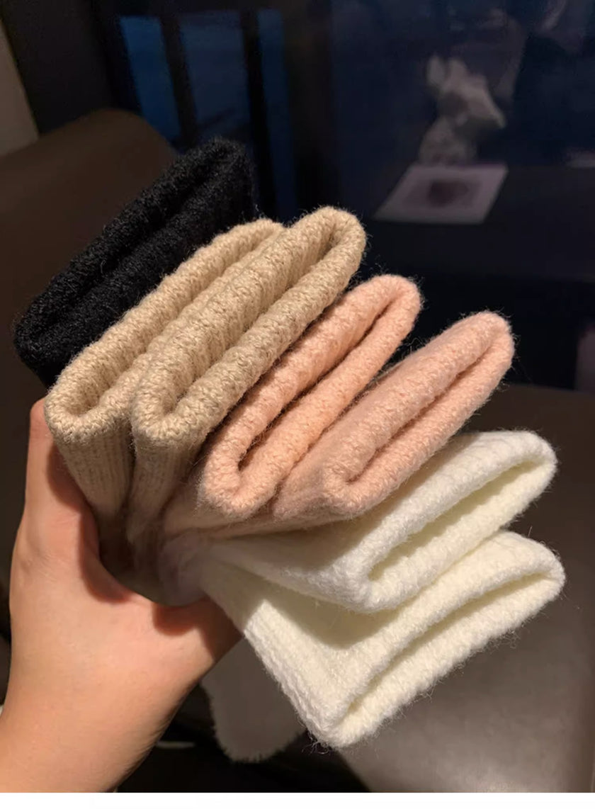 Plush Black Fingerless Gloves