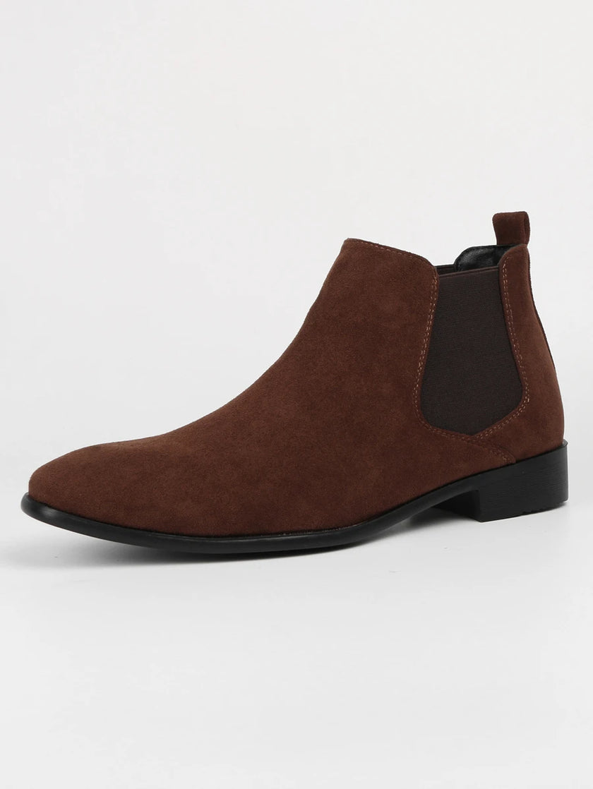 Minimalist Black Chelsea Boots - 4