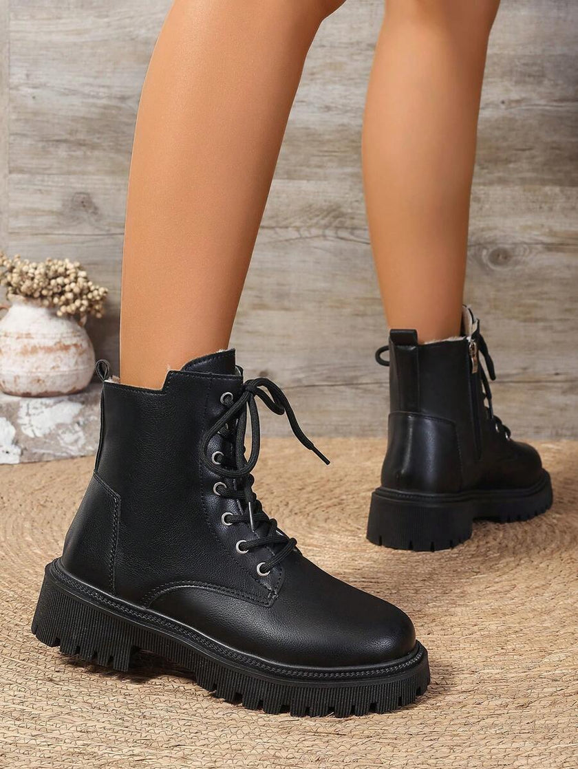 Black Ankle Boots Leather Flat