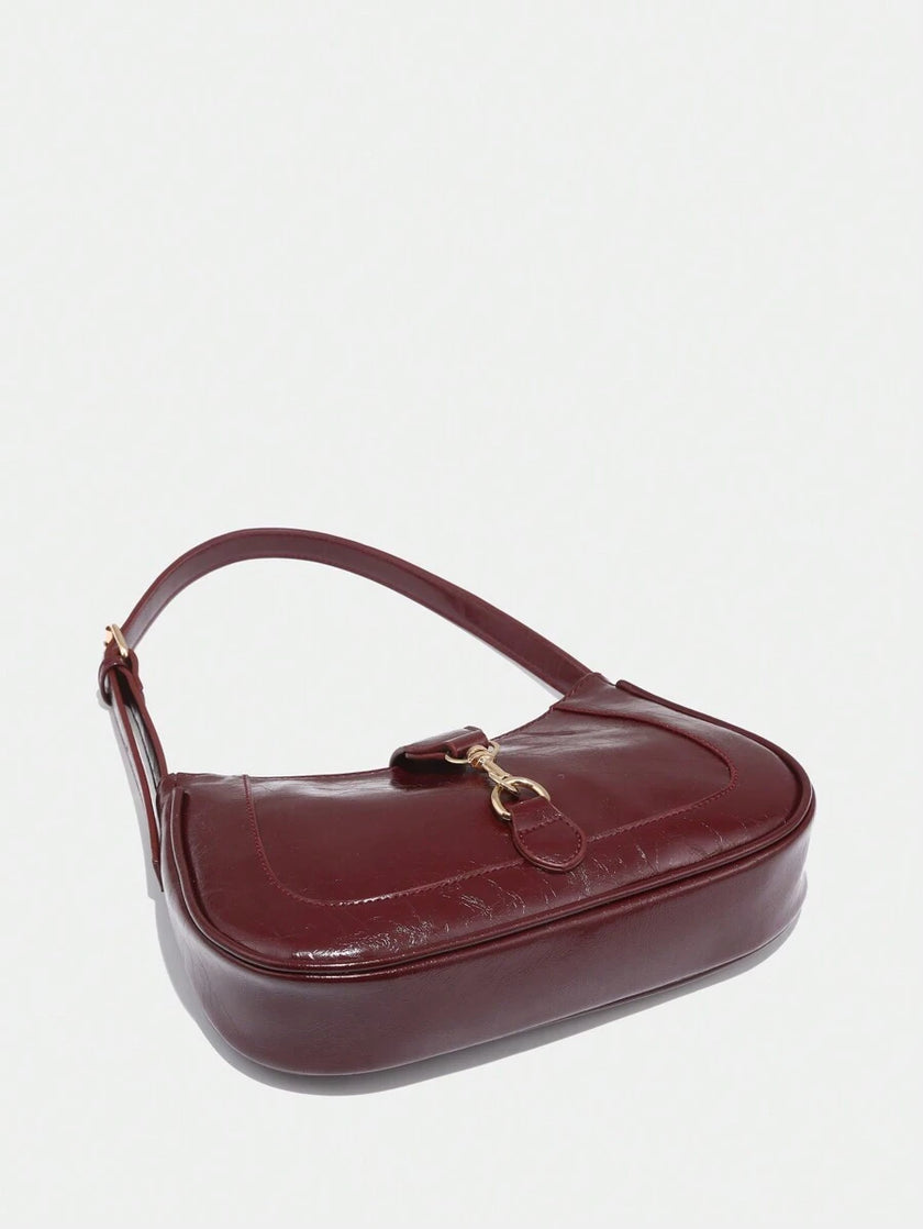 Chic Crescent Bag Burgundy