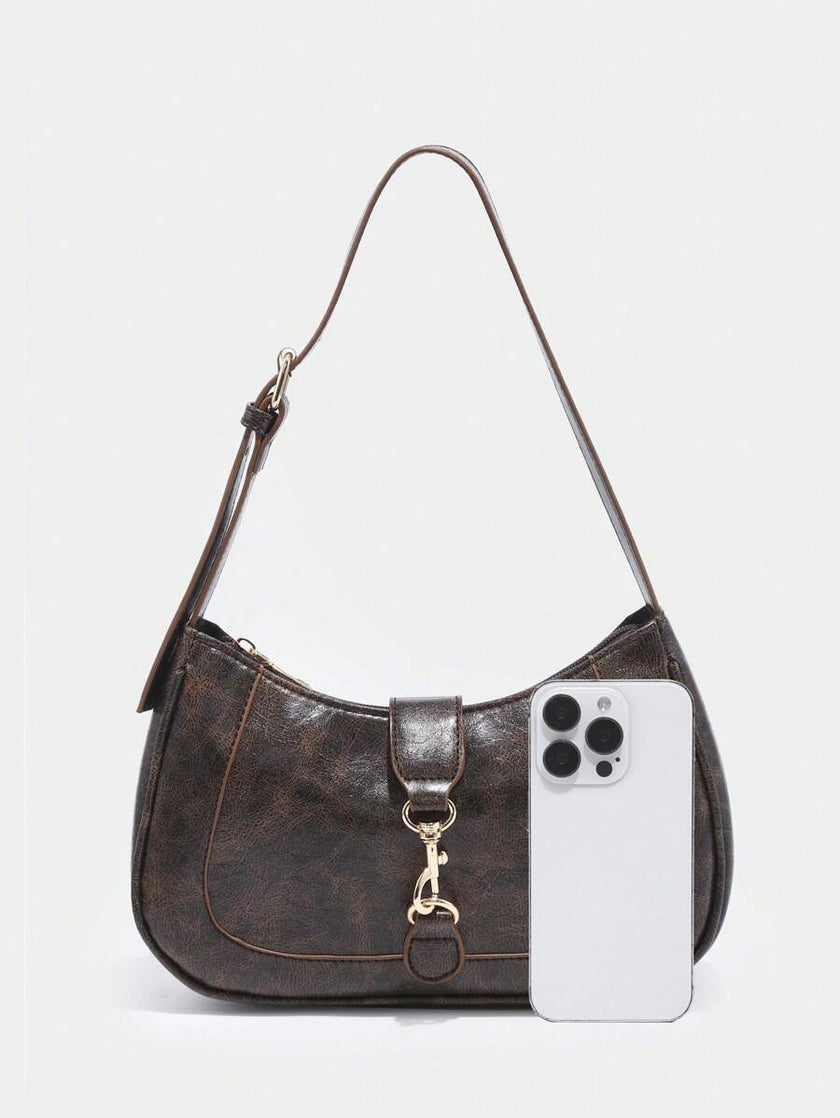 Chic Crescent Bag Burgundy