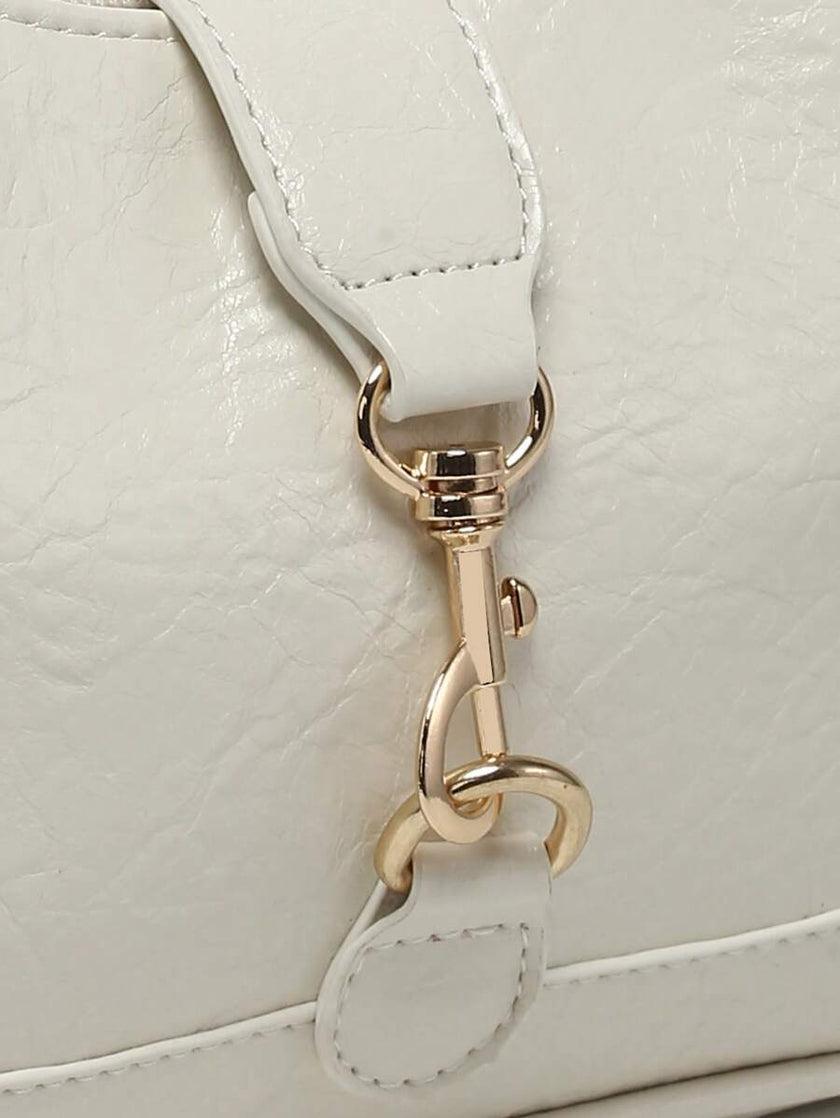 Chic Crescent Bag Burgundy