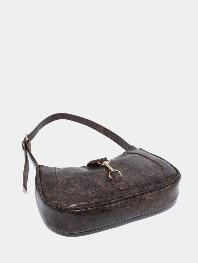 Chic Crescent Bag Burgundy