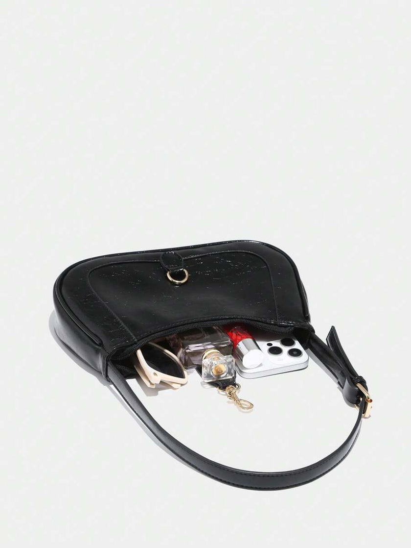 Chic Crescent Bag Burgundy