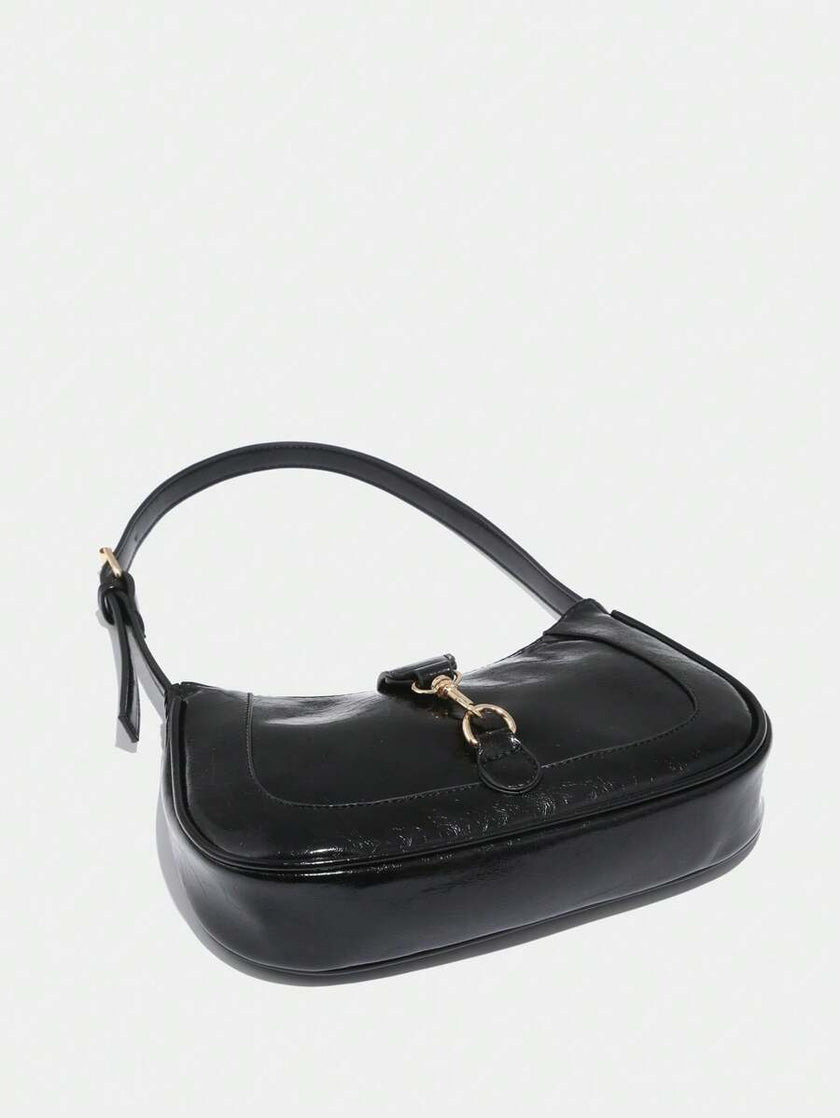 Chic Crescent Bag Burgundy