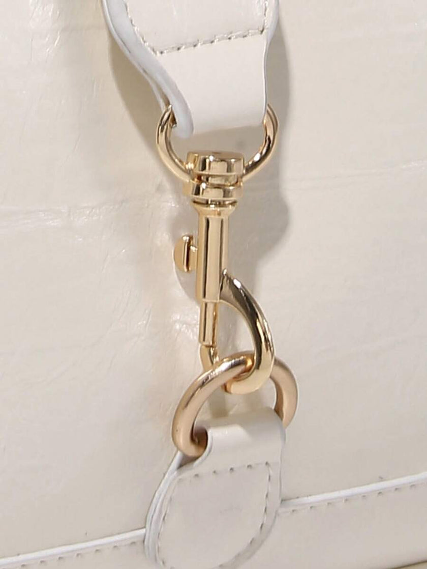 Chic Crescent Bag Burgundy