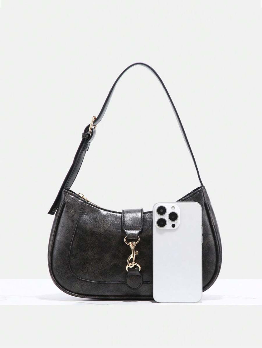 Chic Crescent Bag Burgundy