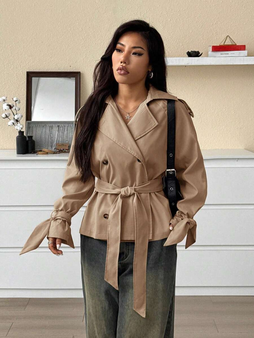 Black Trench Coat With Belt - 19