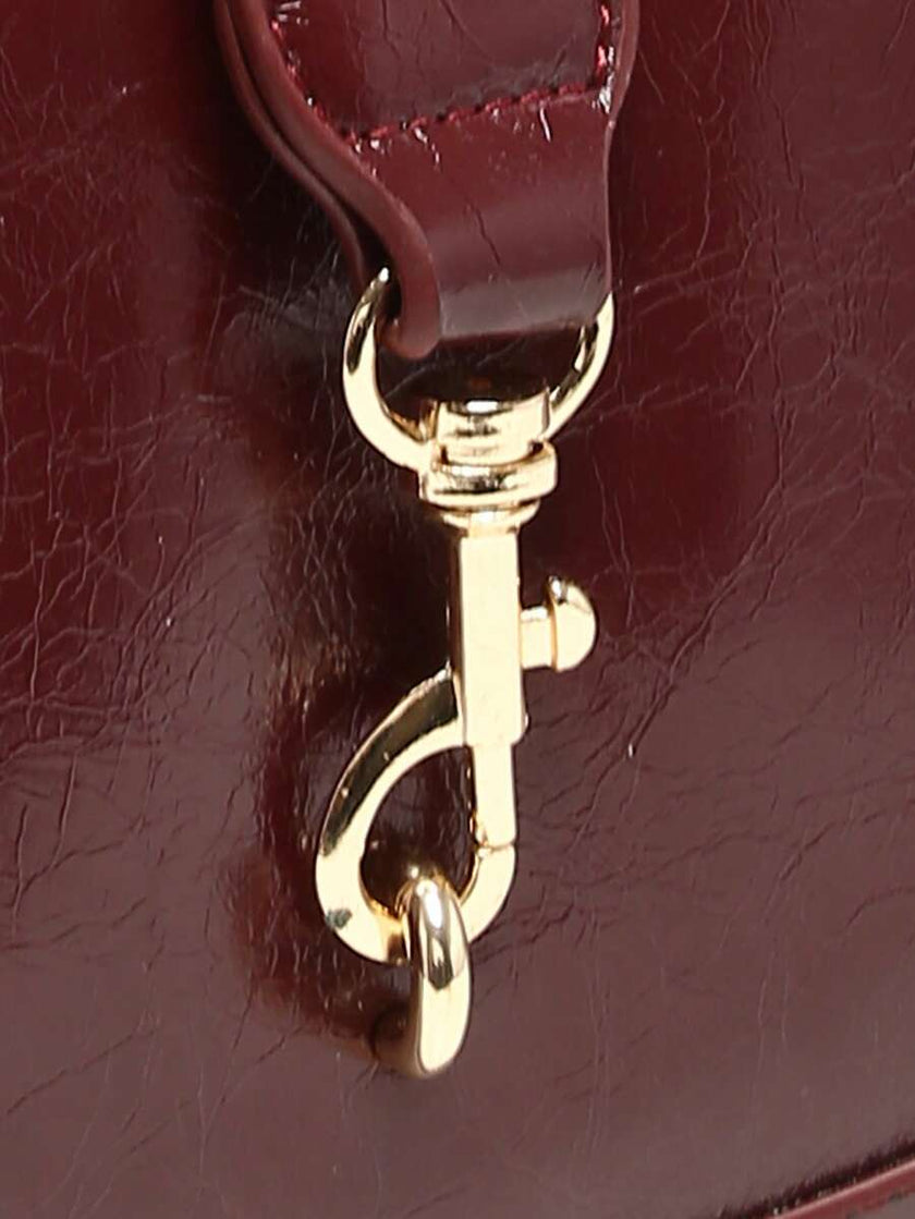 Chic Crescent Bag Burgundy