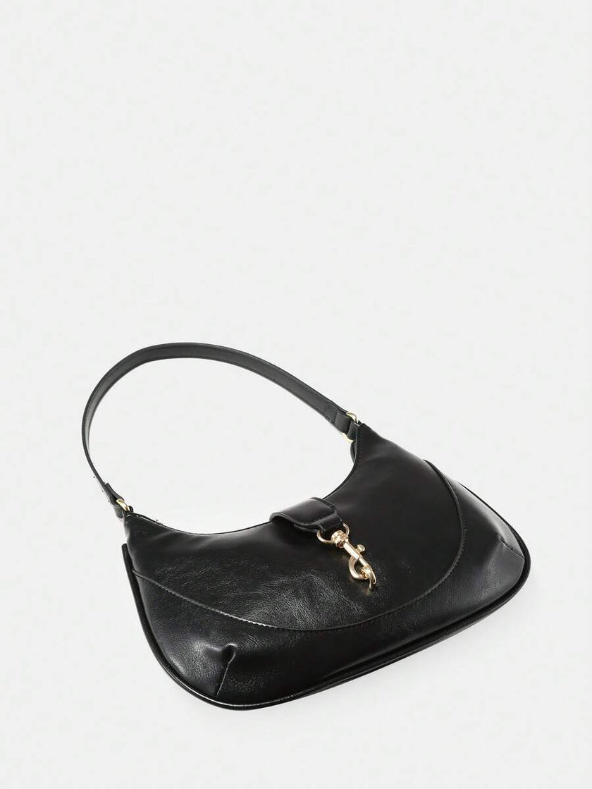 Chic Crescent Bag Burgundy