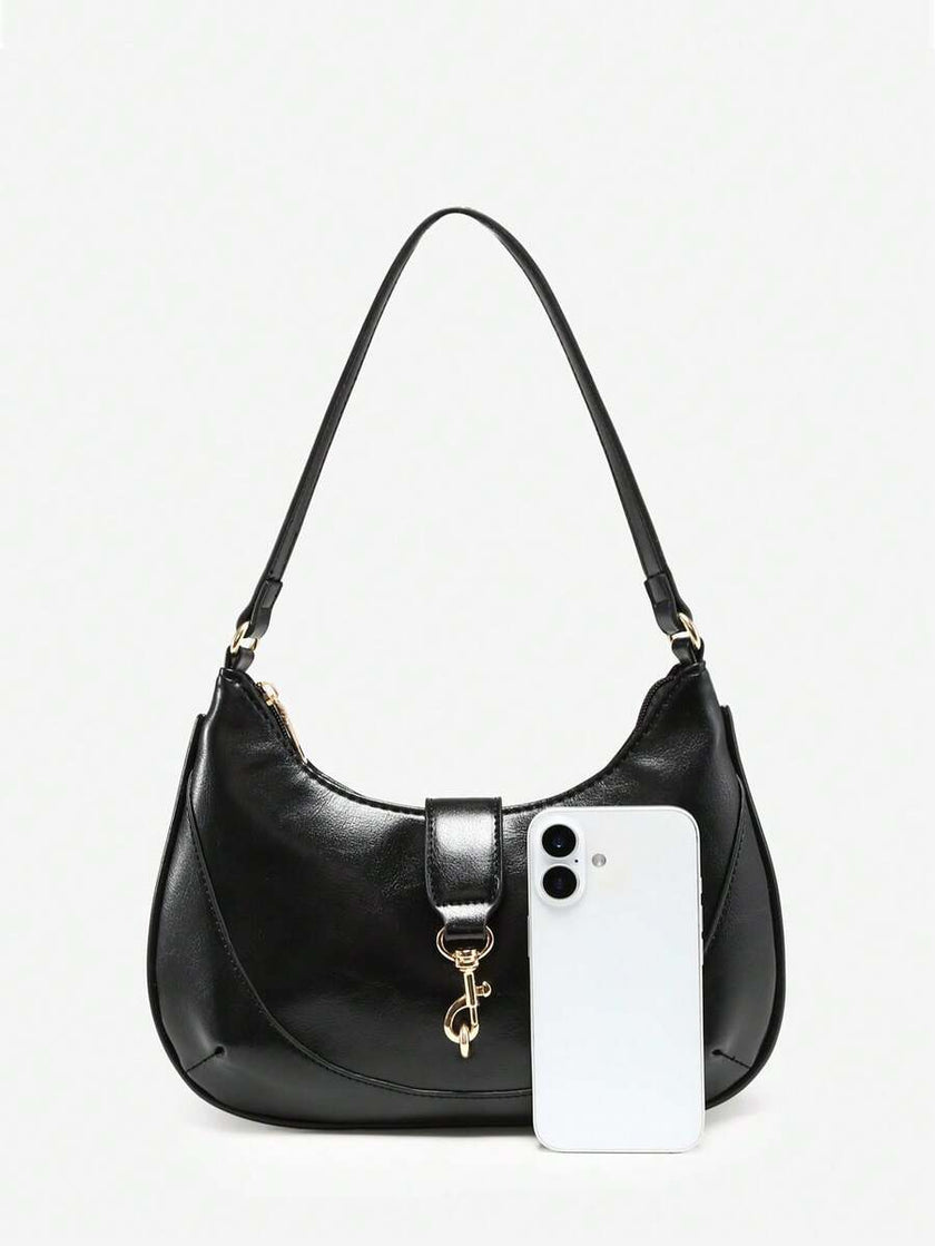 Chic Crescent Bag Burgundy