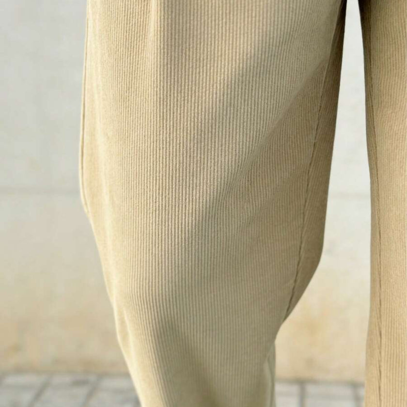 Men’s FJØRNA straight leg corduroy trousers, casual pants with a classic fit and textured fabric, shown in a neutral color.