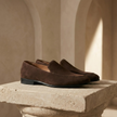 FJØRNA men's suede shoes with classic design, featuring a smooth brown suede upper and stylish laces.