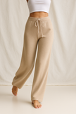 FJØRNA women's joggers made of luxurious cashmere, featuring a soft, cozy fit and stylish design in a relaxed pant style.