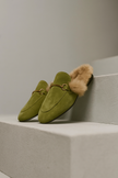 FJØRNA women's fur mule slippers with plush lining, stylish green slip-on shoes for women.