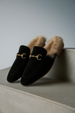 FJØRNA women's plush fur mule slippers with slip-on design and luxurious lining, perfect for cozy indoor wear.