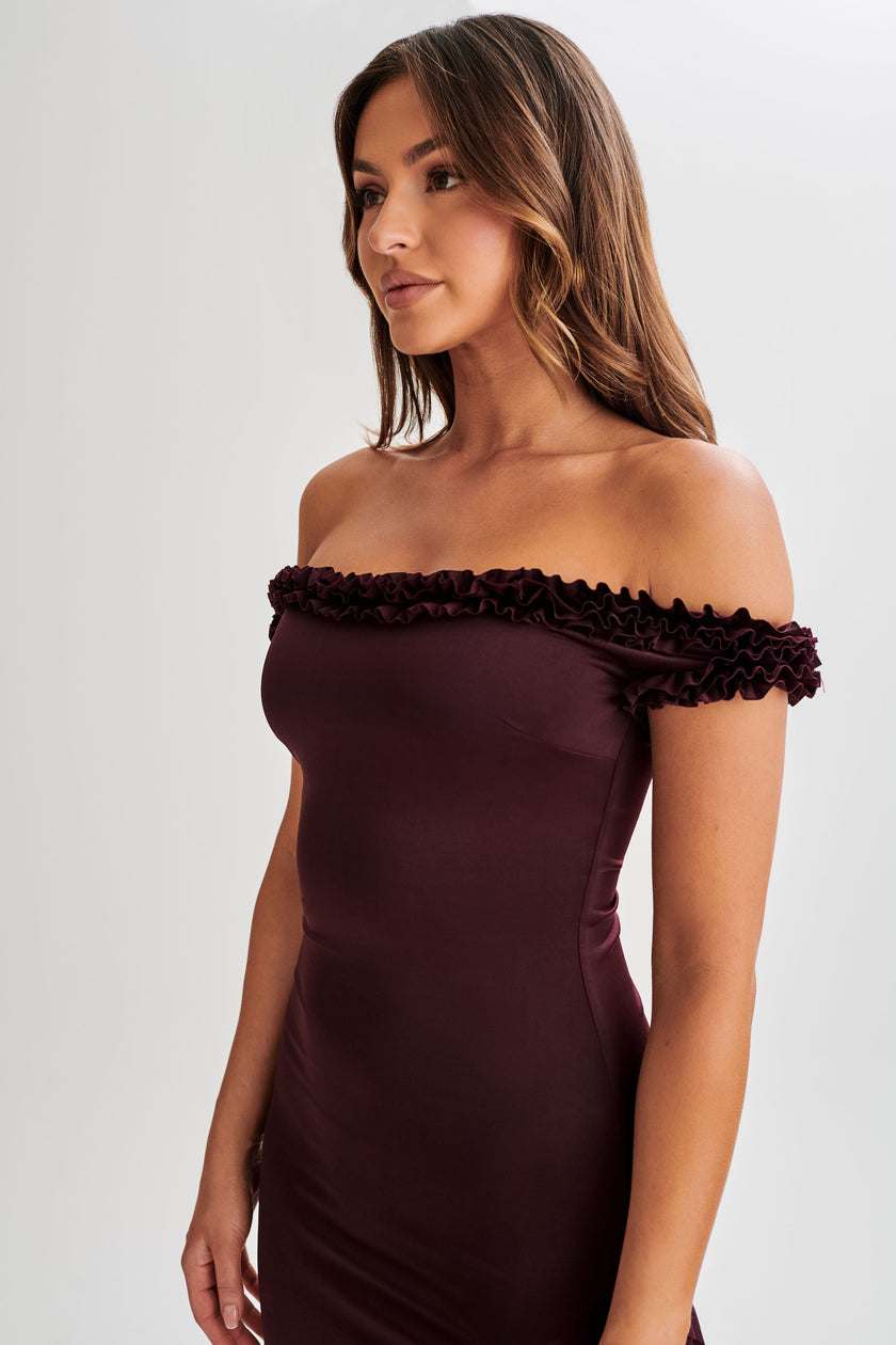 FJØRNA Studio | Off-Shoulder Ruffle Slit Midi Dress