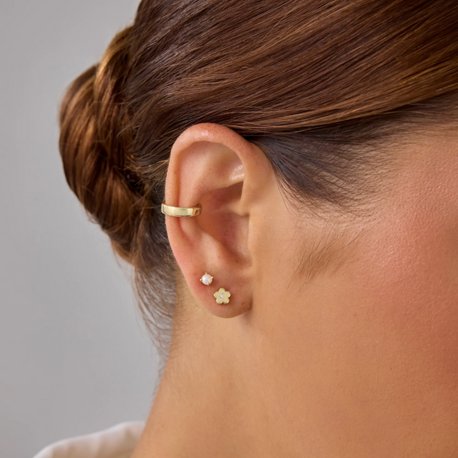 Mia – Women’s Gold Stud Earrings | Elegant Floral Design 2