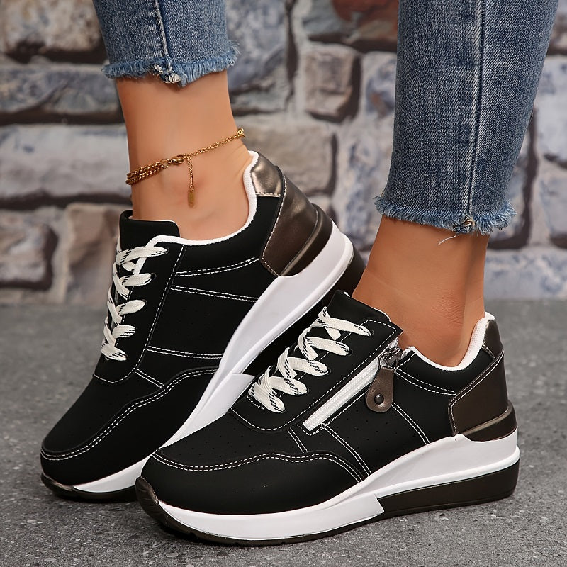 FJØRNA Avalance Messa orthopedic sneakers in black with cushioned soles and supportive design for comfortable everyday wear.