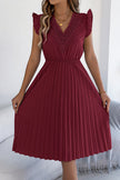 FJØRNA solid color V-neck lace-trimmed sleeveless pleated midi dress, casual style with elegant design, shown in the image.