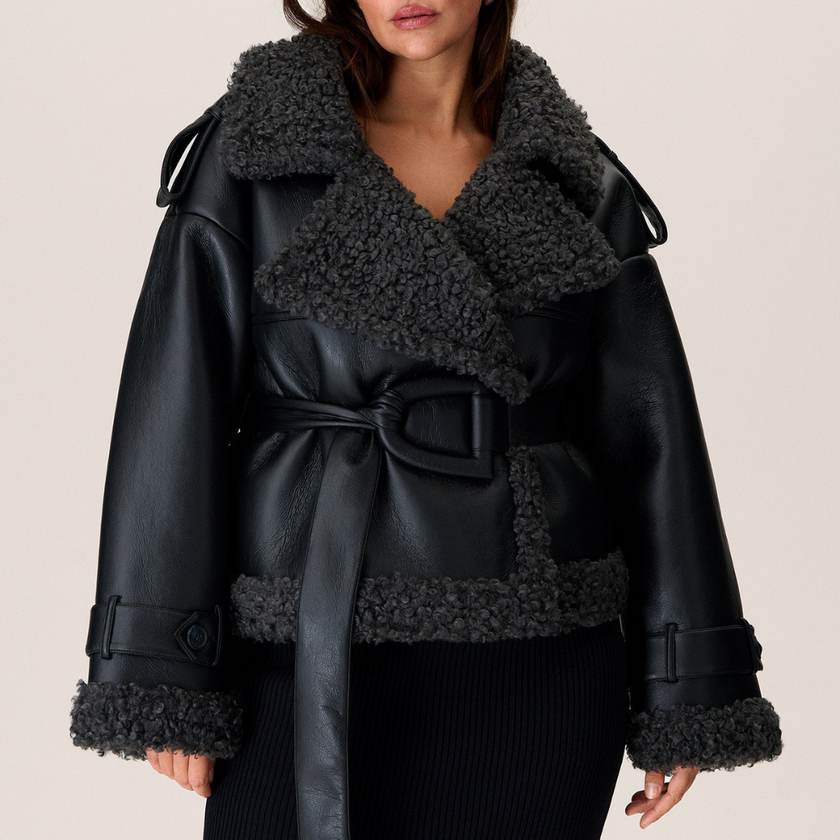 Tailored Shearling Winter Coat - 4