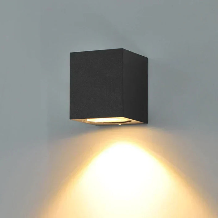LumiereCiel | Utendørs LED Vegglampe - FJØRNA
