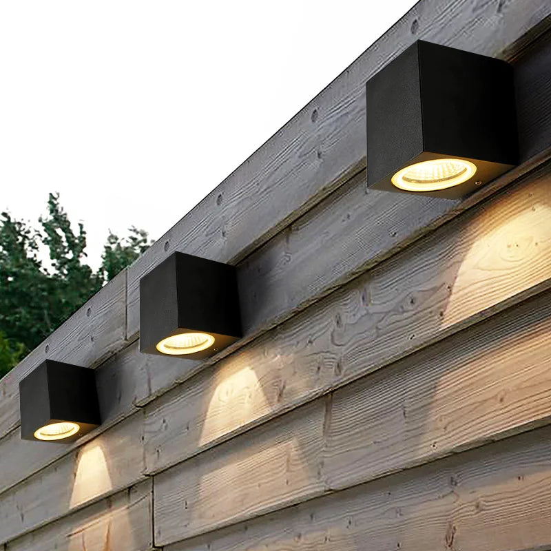 LumiereCiel | LED Outdoor Wall Sconce