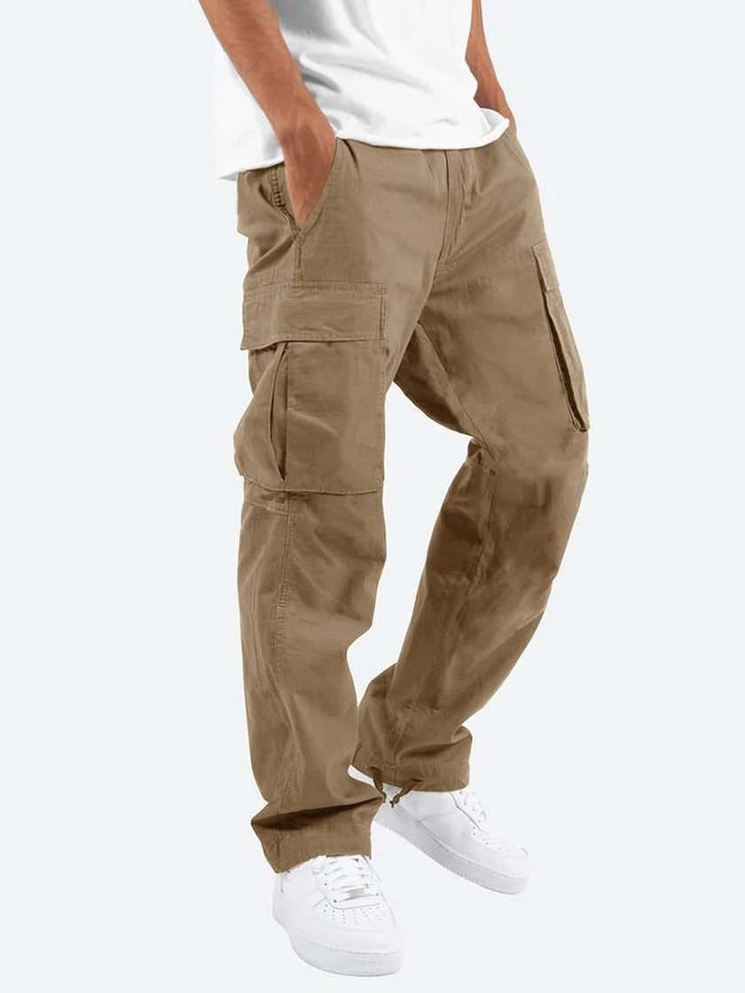 FJØRNA men's cargo pants in soft, comfortable material, featuring multiple pockets and a relaxed fit for everyday wear.
