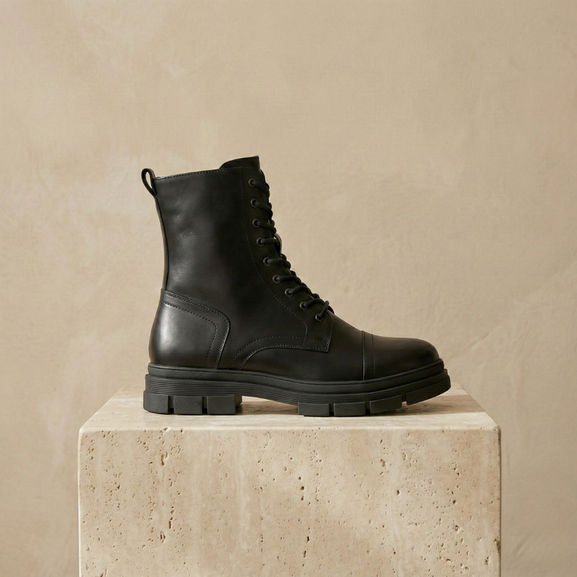 FJØRNA men's leather combat boots with side zipper, orthopedic design and sturdy sole, stylish and supportive footwear for men