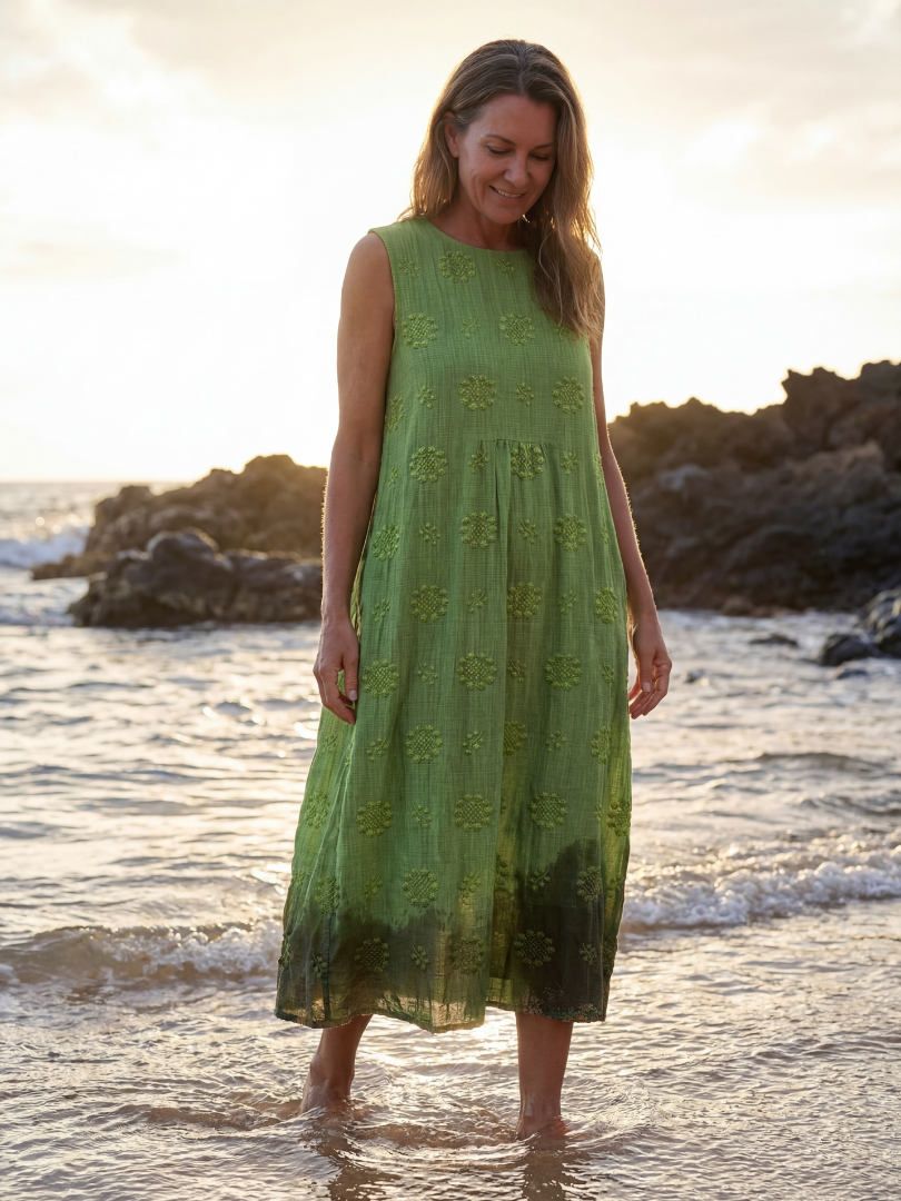 FJØRNA women's summer midi dress, sleeveless and flowy, lightweight and breathable fabric ideal for warm weather.