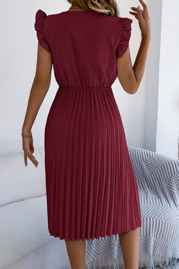 FJØRNA solid color V-neck sleeveless midi dress with lace trim and pleated design, casual and elegant for everyday wear.