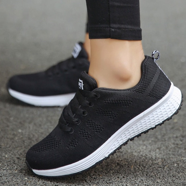 FJØRNA Brielle women's orthopedic walking shoes with supportive design and breathable material, ideal for comfortable daily wear.