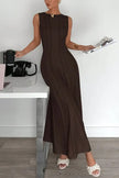 FJØRNA sleeveless solid color round neck maxi dress with pleats, casual and elegant for weddings or everyday wear.