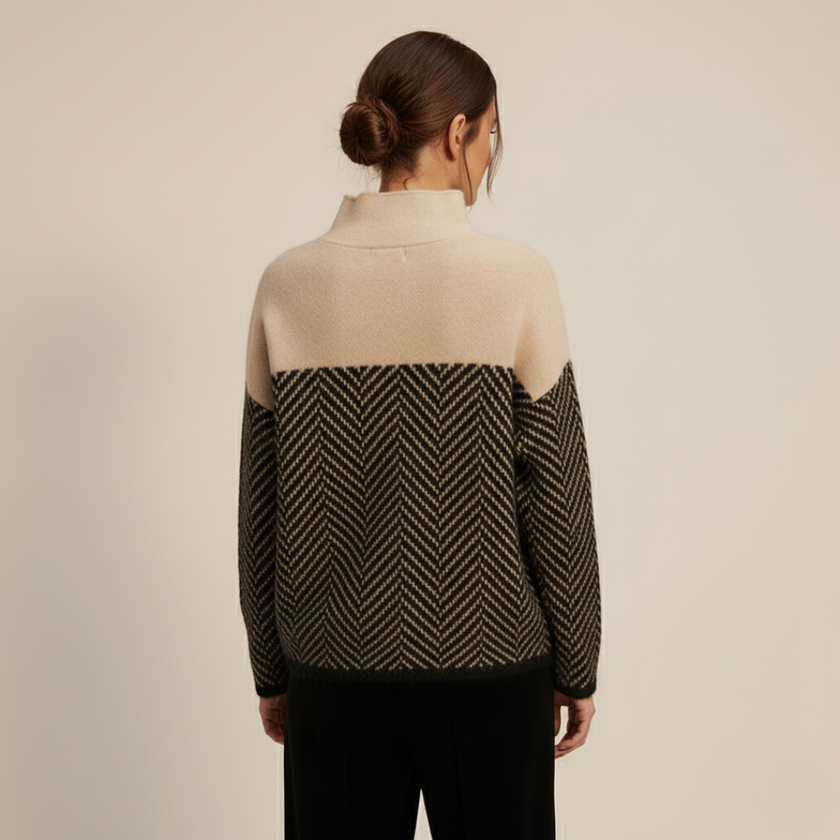 Eireann | Cashmere Turtleneck Sweater, Luxuriously Soft Design