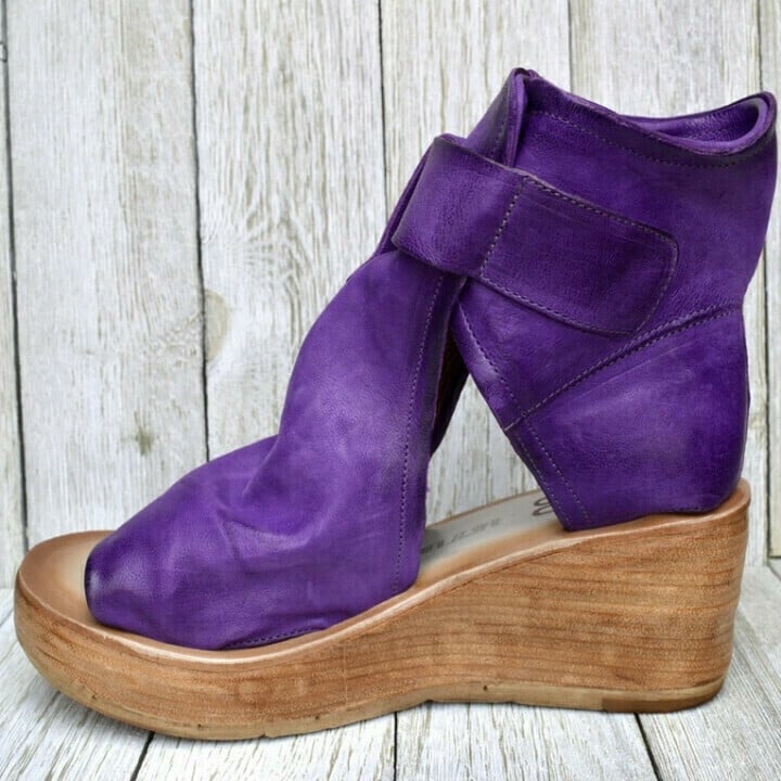 FJØRNA ELANA stylish orthopedic boho wedge sandals with leather straps and chunky heels, perfect for casual and summer wear.