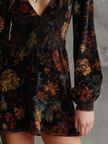 FJØRNA retro floral print velvet mini dress with pleated waist, stylish women's dress perfect for vintage-inspired fashion.