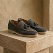 FJØRNA men's suede shoes with a classic design, featuring a smooth, tan-colored suede upper and stylish laces.