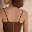 Women’s cotton camisole top with lace trim, FJØRNA summer sleeveless blouse, lightweight and breathable for warm weather.