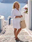 FJØRNA women’s summer dress with long sleeves and slit, casual style, flowing fabric, ideal for warm weather.