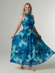 FJØRNA women's summer midi dress with halter neck and sleeveless design, casual and lightweight for warm weather.