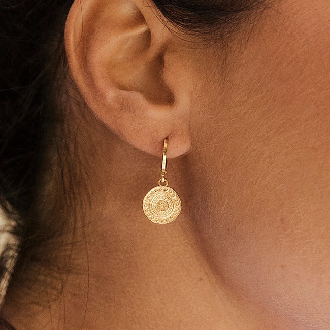 Ava – Women’s Gold Hoop Earrings | Elegant Charm 2