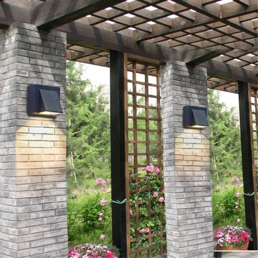 AlfrescoBeam | Exterior Wall Lighting Solution
