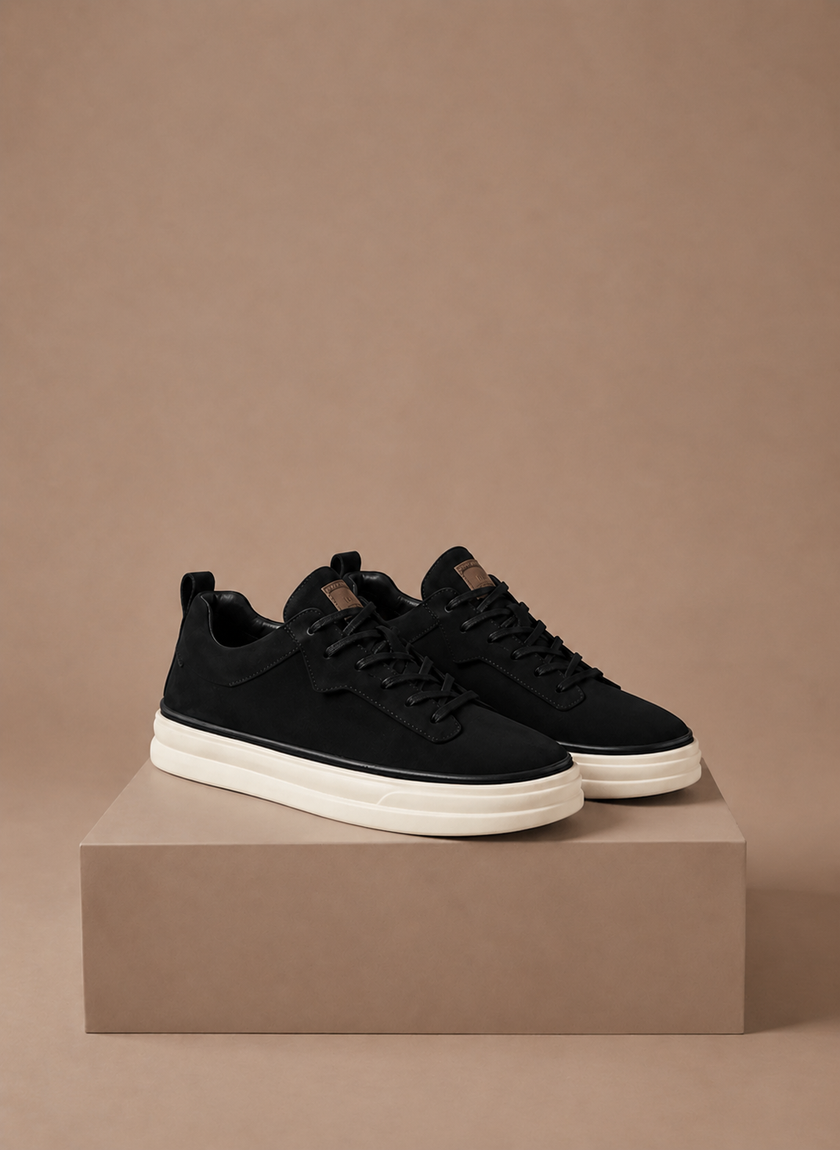 FJØRNA men's suede sneakers with slip-on design, featuring a classic smart casual style and sleek, comfortable look.