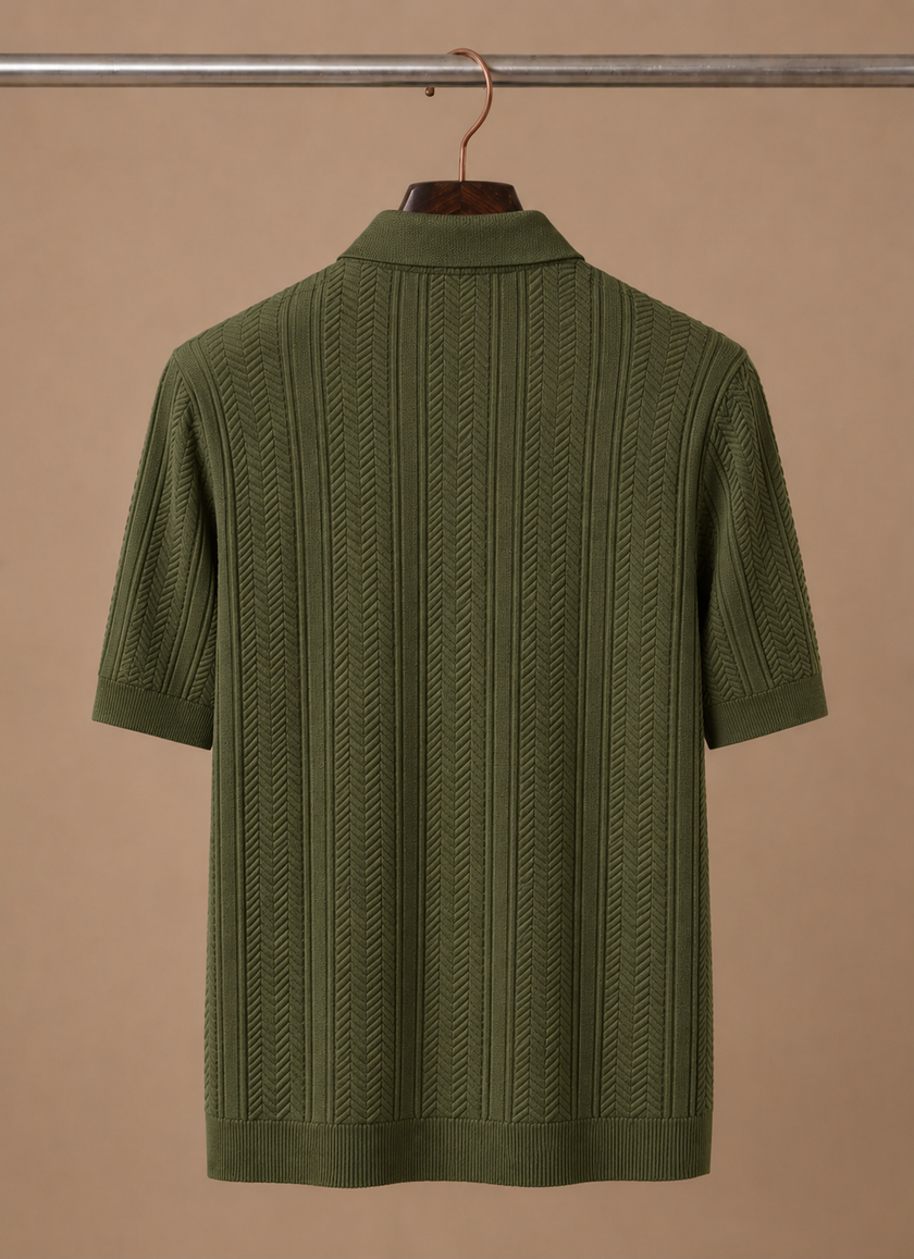Men's summer polo shirt by FJØRNA, slim fit, breathable casual men's polo shirt worn in a relaxed setting